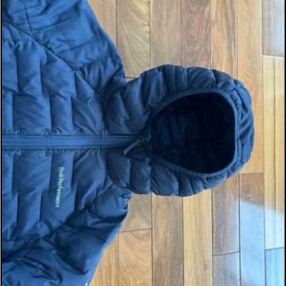 Peak performance jacket for woman - Picture 3 of 3